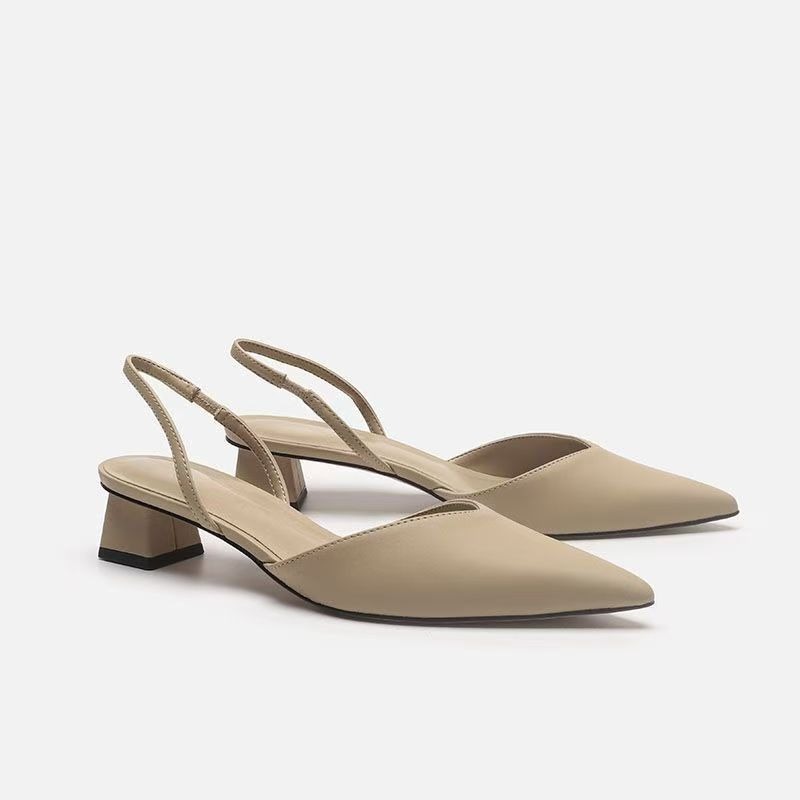 Sandálias Femininas de Salto B - Sandals avaliação e preço