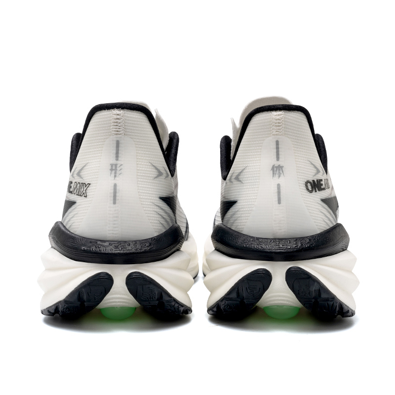 Tênis de corrida masculinos ON - Reflective Night Running Shoes avaliação e preço