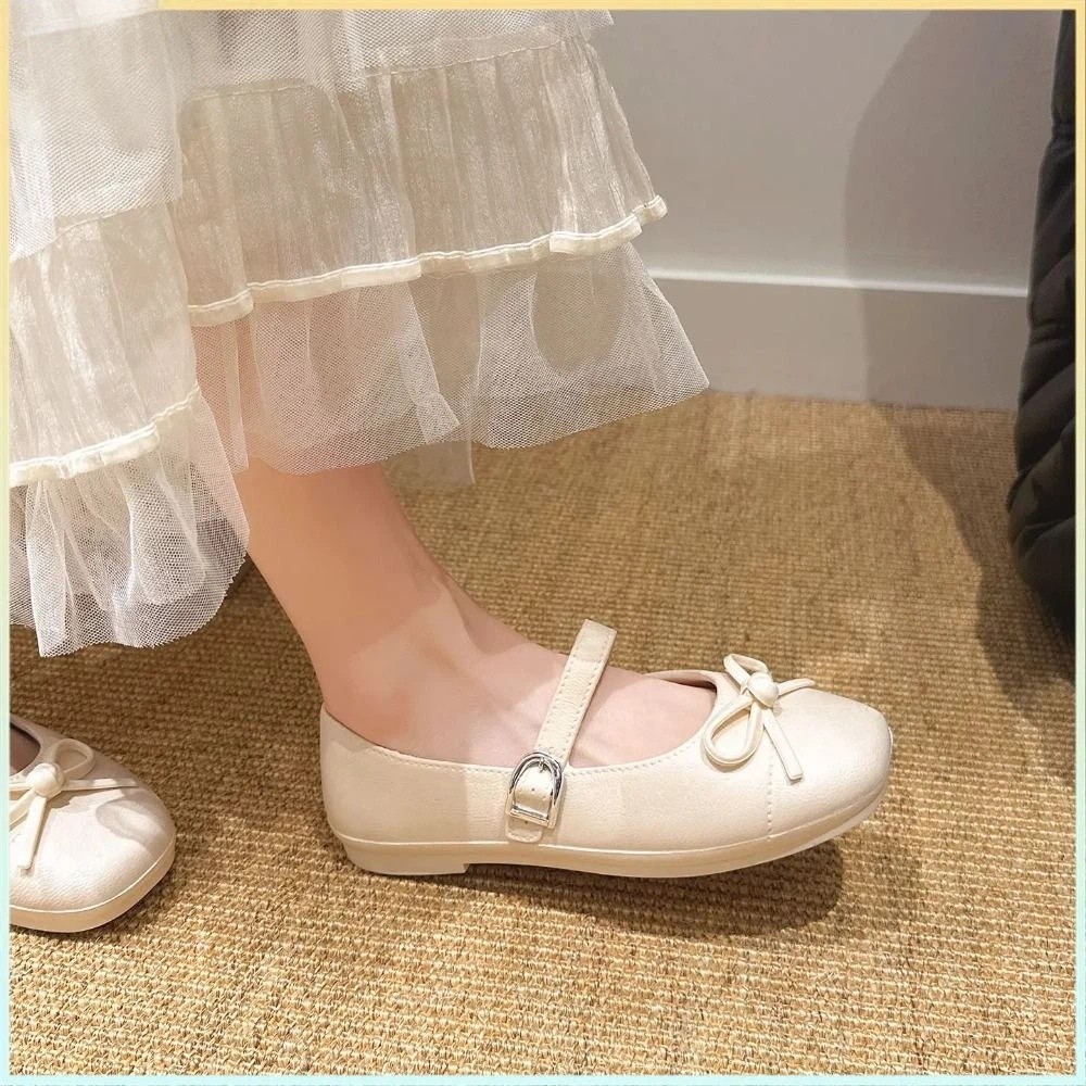 Sandálias femininas com laço d - Sandals avaliação e preço